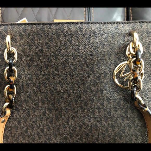 SOLD - Picture 4 of 7